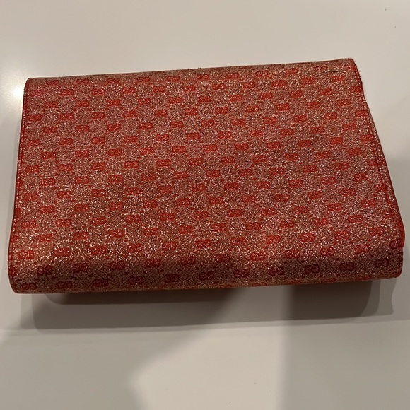 Vintage Gucci clutch red with gold chain - Picture 5 of 6